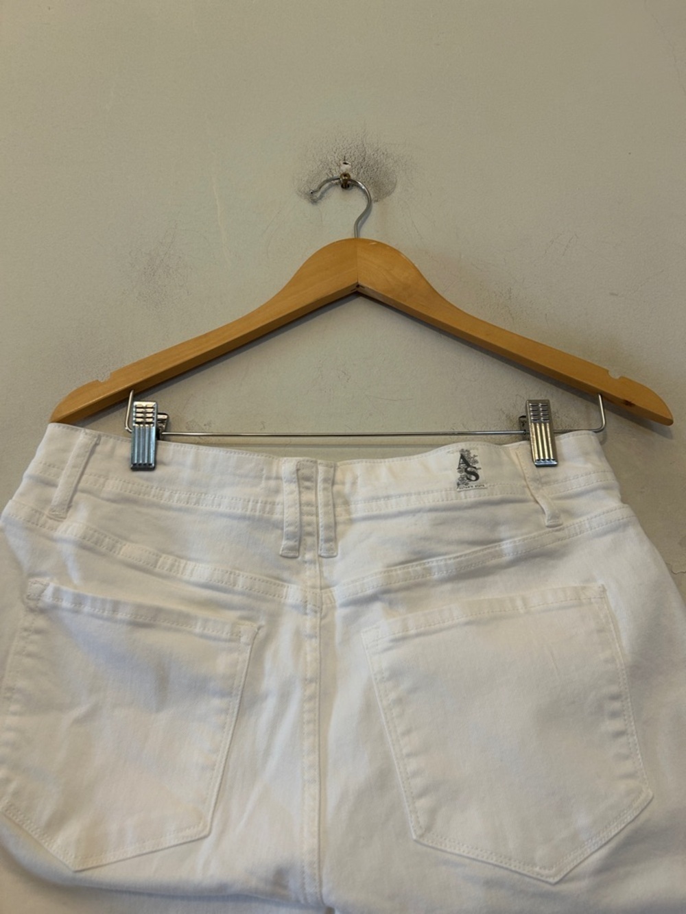 Altar’d Stare White Wide-Leg Raw Hem Jeans Size 30 EUC - Picture 4 of 7